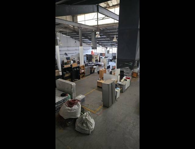 INDUSTRIAL PROPERTY TO RENT IN EPPING